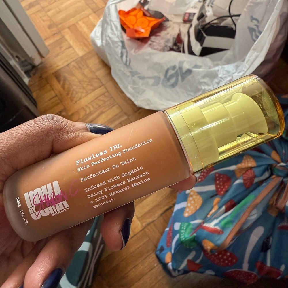 Flawless IRL Skin Perfecting Foundation